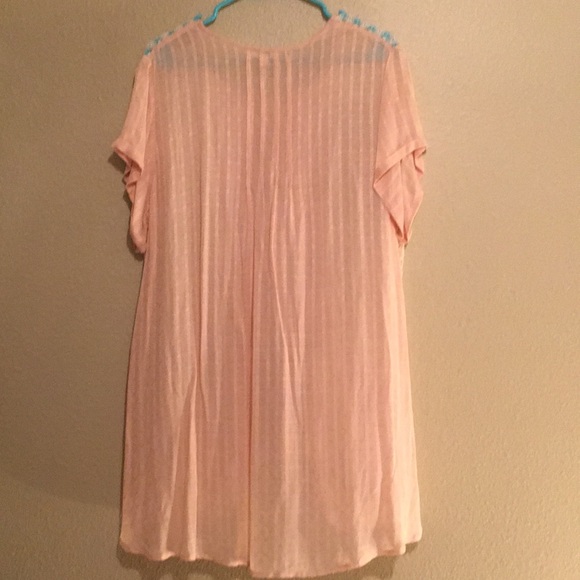 Sz medium tunic shirt - Picture 2 of 2